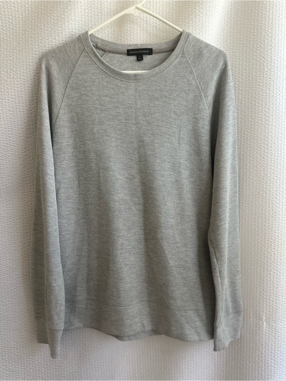 BANANA REPUBLIC Gray Thermal Shirt Men’s Medium Waffle Knit Long Sleeve Crewneck